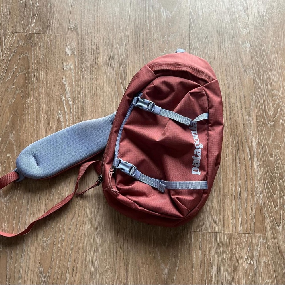 Patagonia 8L Atom Sling